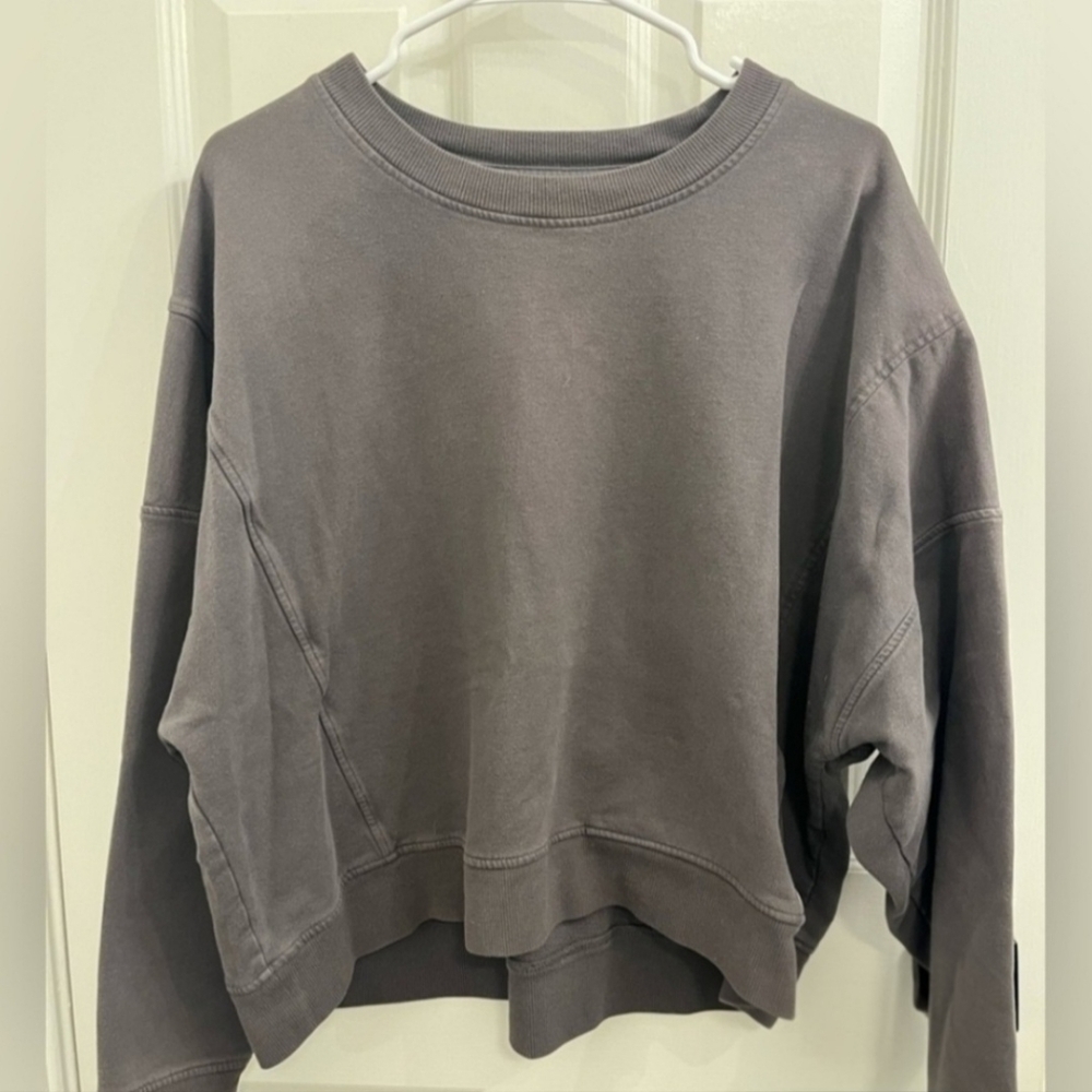⏬️PRICEDROP⏬️FLX Women's Cropped Sweatshirt - Gray